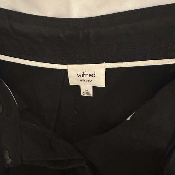 Aritzia Wilfred linen black pant - Picture 2 of 2